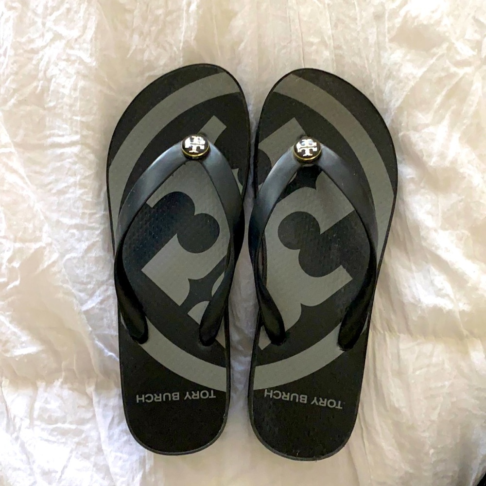 Tory Burch black flip flops Size 7